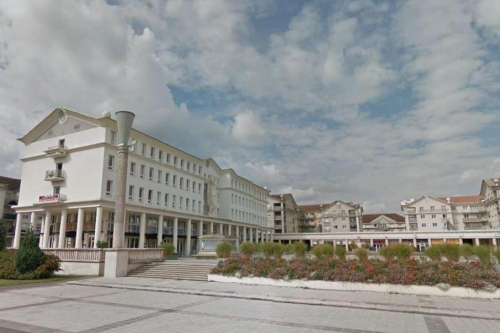 Cosy flat Apartment Bussy-Saint-Georges Luaran gambar